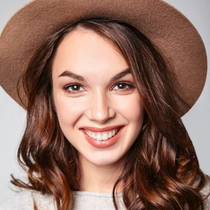 4 Types of Professional Teeth Whitening in Newark
